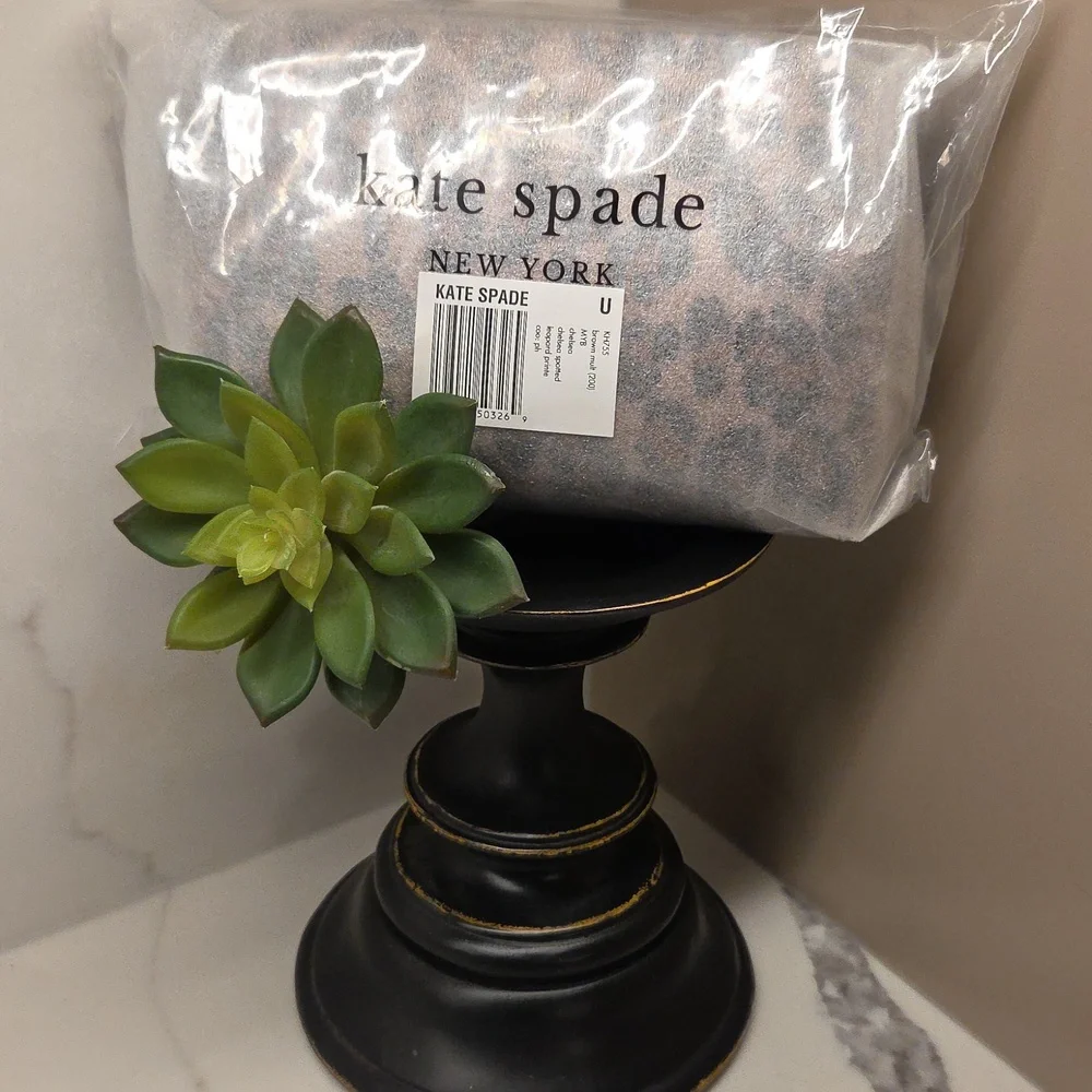 Kate Spade Chelsea Spotted Leopard Cosmetic Bag KH755